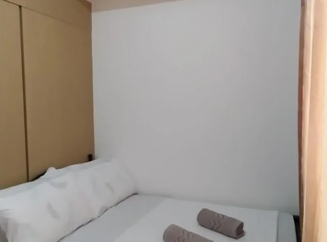 Hotel Charles Kean Manila